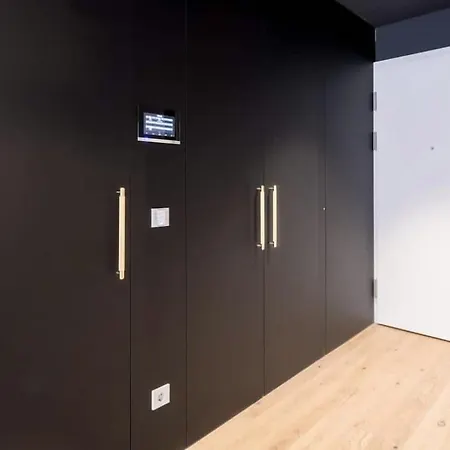 Gasmi House Париж